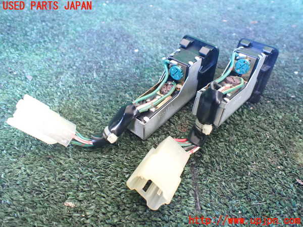 1UPJ-9236846308]デリカ スターワゴン(P25W)スイッチ3 中古_2