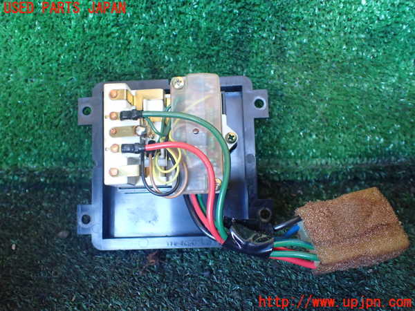 1UPJ-9236846265]デリカ スターワゴン(P25W)センターパワーウィンドウスイッチ 中古_3