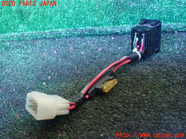 1UPJ-9236846295]デリカ スターワゴン(P25W)フォグスイッチ 中古_2