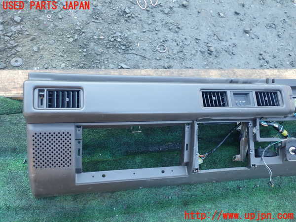 1UPJ-9236847505]デリカ スターワゴン(P25W)ダッシュボード 中古_3
