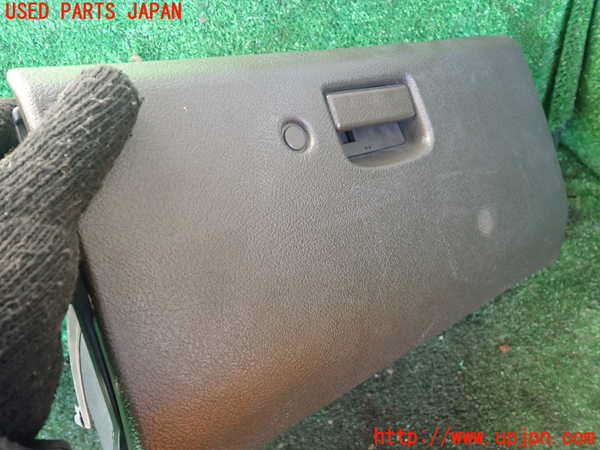 1UPJ-9236847516]デリカ スターワゴン(P25W)グローブボックス1 中古_2