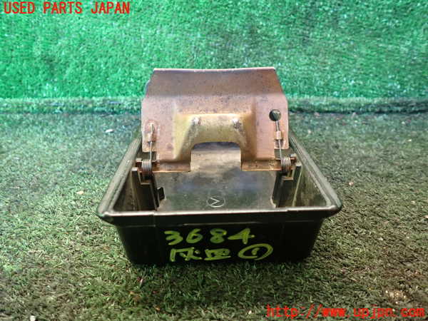 1UPJ-9236847821]デリカ スターワゴン(P25W)灰皿1 中古_4