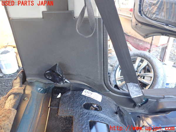 1UPJ-9236847670]デリカ スターワゴン(P25W)左センターピラートリム 中古_3