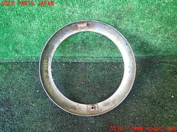 1UPJ-9236851140]三菱ジープ(J55)右ヘッドライトリム 中古_2
