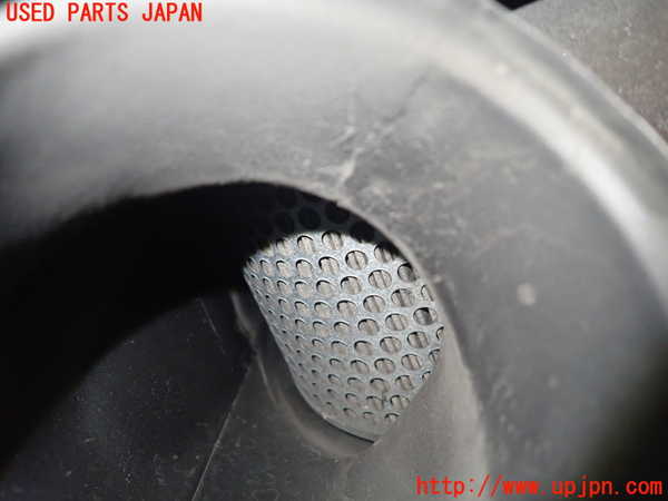 1UPJ-9236852560]三菱ジープ(J55)エアクリーナーボックス 中古_3