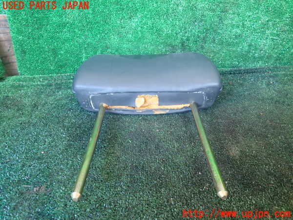 1UPJ-9236857040]三菱ジープ(J55)運転席ヘッドレスト 中古_3