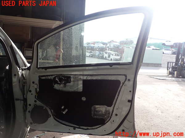 1UPJ-9236861230]ノート e-POWER NISMO(HE12)右前ドア 中古(43R-00011 M308)_4