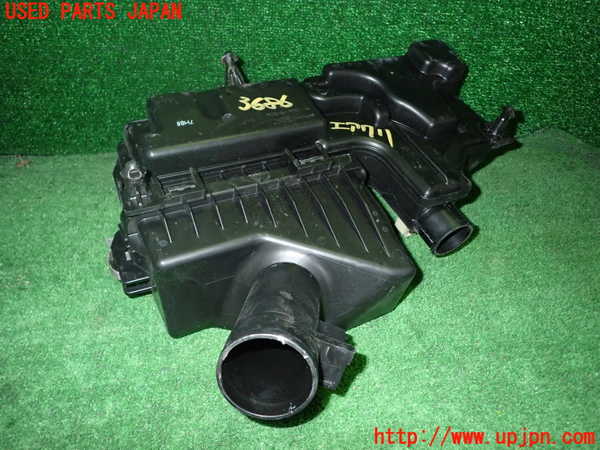 1UPJ-9236862560]ノート e-POWER NISMO(HE12)エアクリーナーボックス 中古_2