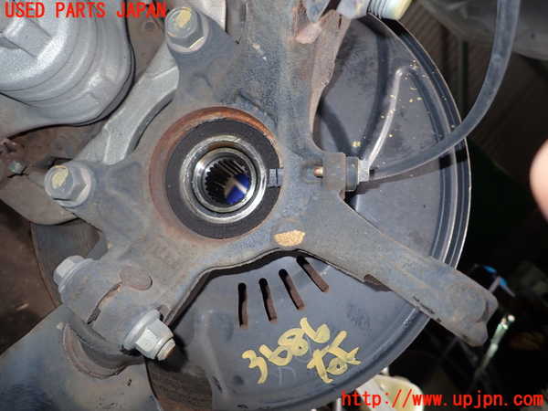 1UPJ-9236864290]ノート e-POWER NISMO(HE12)右フロントナックルハブ 中古_2