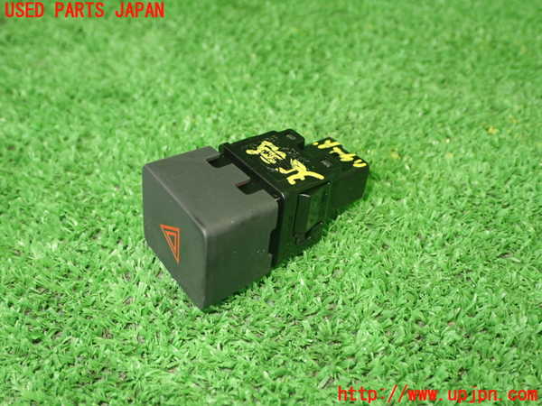 1UPJ-9236866290]ノート e-POWER NISMO(HE12)ハザードスイッチ 中古_2