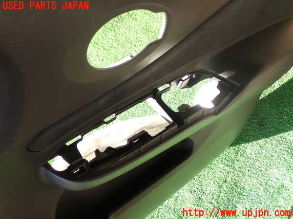 1UPJ-9236861234]ノート e-POWER NISMO(HE12)右前ドア内張り 中古_4