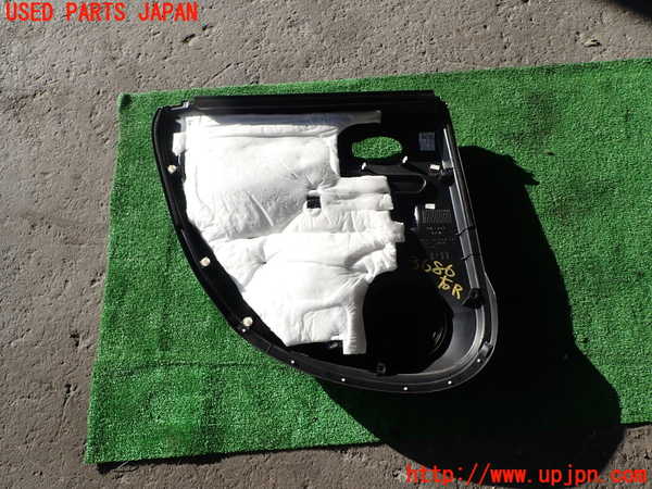 1UPJ-9236861294]ノート e-POWER NISMO(HE12)右後ドア内張り 中古_4