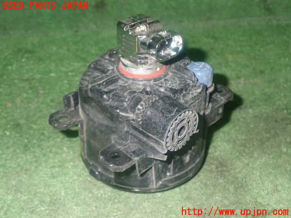 1UPJ-9236871182]シトロエン・BERLINGO(ベルランゴ)(K9CYH01)左フォグ 中古_3