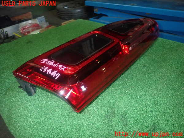 1UPJ-9236871530]シトロエン・BERLINGO(ベルランゴ)(K9CYH01)右テールランプ 中古_2