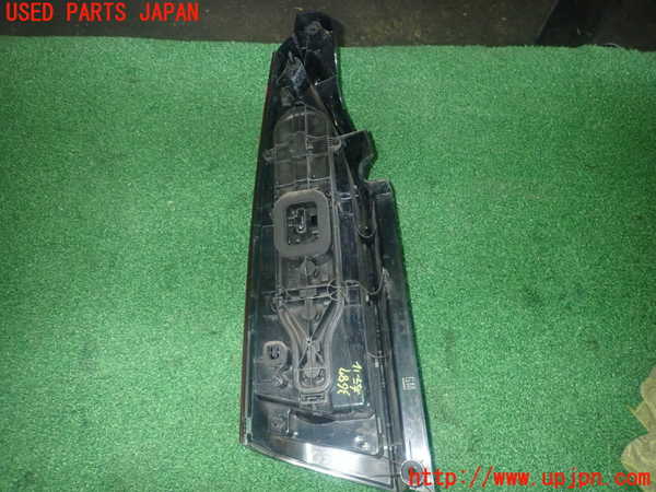 1UPJ-9236871530]シトロエン・BERLINGO(ベルランゴ)(K9CYH01)右テールランプ 中古_4