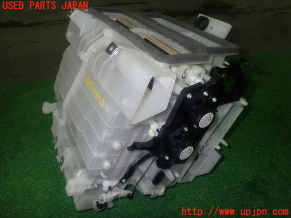 1UPJ-9236876081]シトロエン・BERLINGO(ベルランゴ)(K9CYH01)エバポレーター1 中古_3