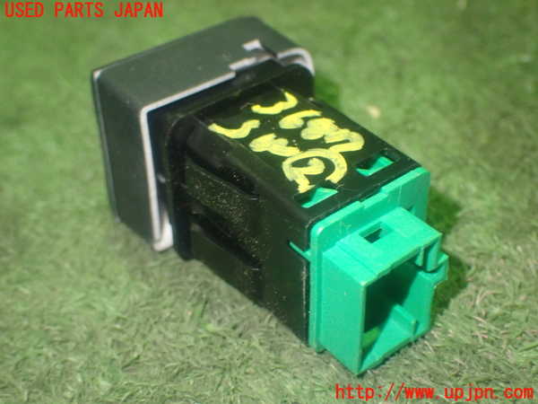 1UPJ-9236876307]シトロエン・BERLINGO(ベルランゴ)(K9CYH01)スイッチ2 (ロック) 中古_3