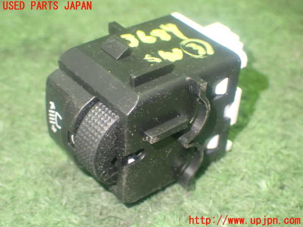 1UPJ-9236876308]シトロエン・BERLINGO(ベルランゴ)(K9CYH01)スイッチ3 (ヘッドランプレベリング) 中古_2