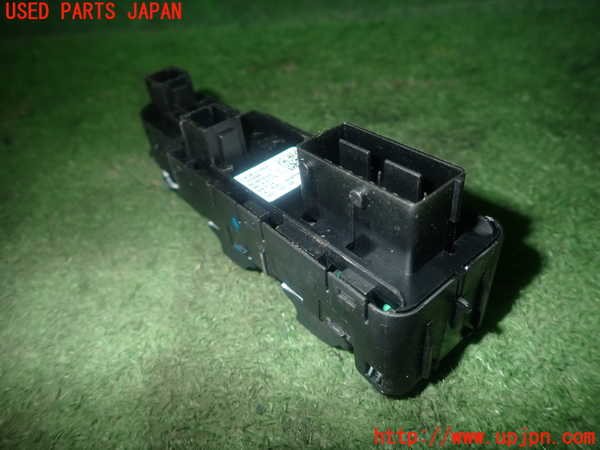 1UPJ-9236876240]シトロエン・BERLINGO(ベルランゴ)(K9CYH01)右前パワーウィンドウスイッチ 中古_3