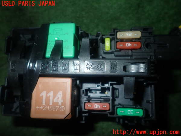 1UPJ-9236876743]シトロエン・BERLINGO(ベルランゴ)(K9CYH01)ヒューズボックス3 中古_3