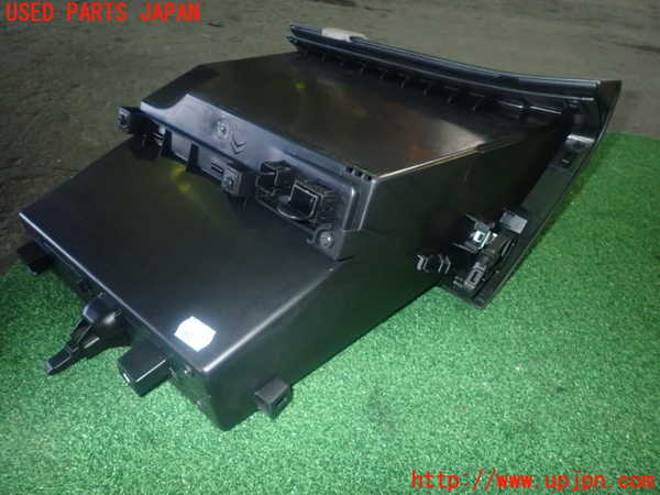 1UPJ-9236877516]シトロエン・BERLINGO(ベルランゴ)(K9CYH01)グローブボックス1 中古_3