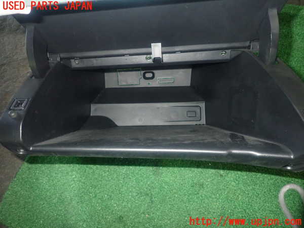 1UPJ-9236877516]シトロエン・BERLINGO(ベルランゴ)(K9CYH01)グローブボックス1 中古_5