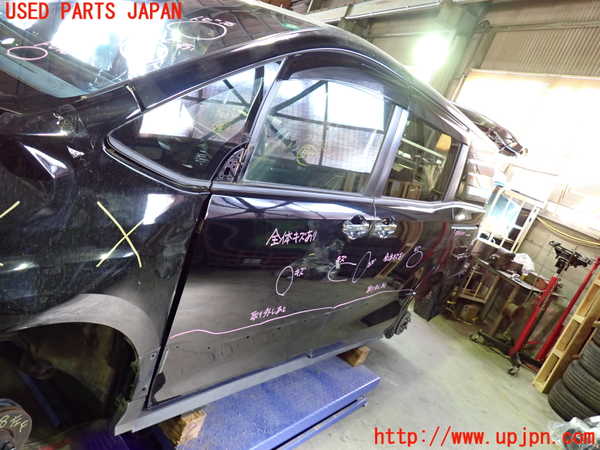 1UPJ-9236881260]ヴォクシー(ノア)(ZRR80W)左前ドア 中古(43R-00011 M305)_3