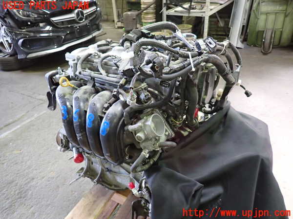 1UPJ-9236882010]ヴォクシー(ノア)(ZRR80W)エンジン 3ZR-FAE 中古_2