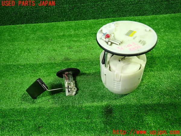 1UPJ-9236882510]ヴォクシー(ノア)(ZRR80W)燃料ポンプ 中古_2