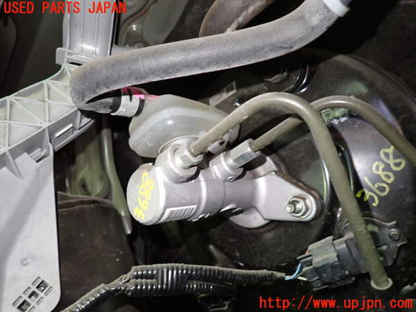 1UPJ-9236884050]ヴォクシー(ノア)(ZRR80W)ブレーキマスターシリンダー 中古_2