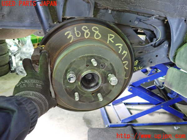 1UPJ-9236885380]ヴォクシー(ノア)(ZRR80W)リアアクスルビーム 中古_2