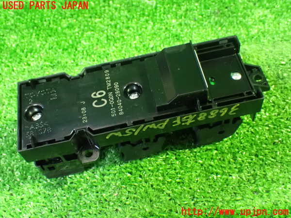 1UPJ-9236886240]ヴォクシー(ノア)(ZRR80W)右前パワーウィンドウスイッチ 中古_2