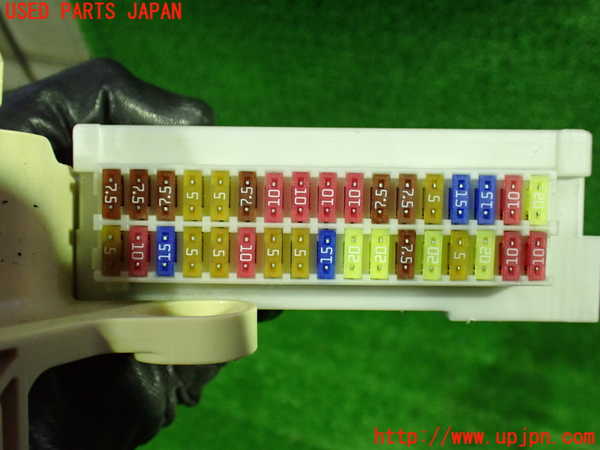 1UPJ-9236886741]ヴォクシー(ノア)(ZRR80W)ヒューズボックス1 中古_3