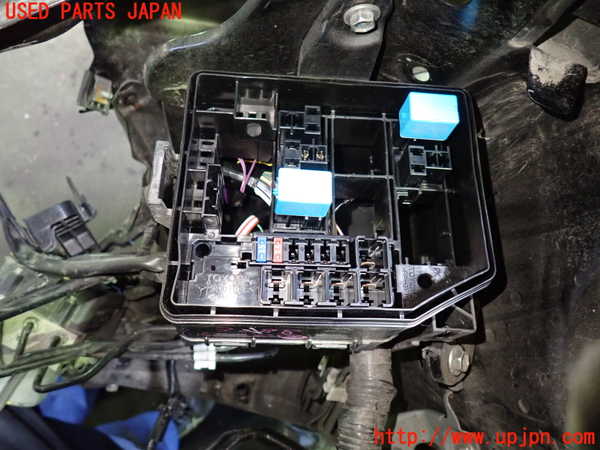 1UPJ-9236886742]ヴォクシー(ノア)(ZRR80W)ヒューズボックス2 中古_2