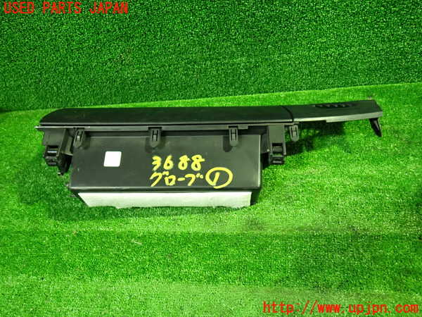 1UPJ-9236887516]ヴォクシー(ノア)(ZRR80W)グローブボックス1 中古_3