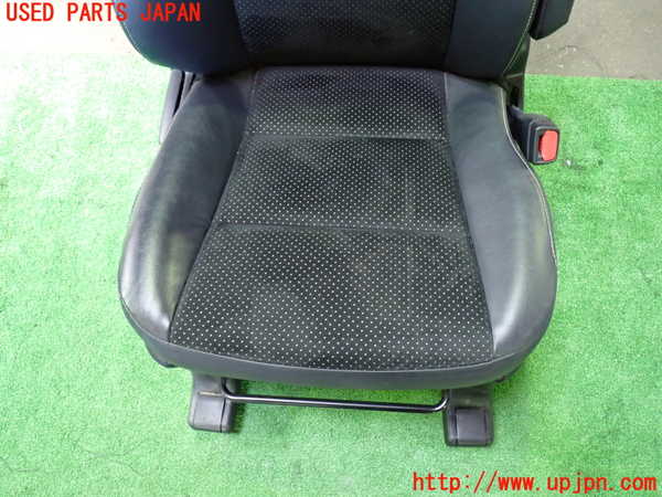1UPJ-9236887035]ヴォクシー(ノア)(ZRR80W)運転席シート 中古_4