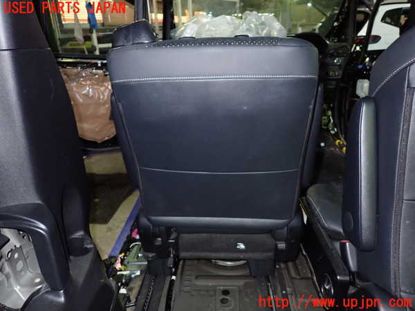 1UPJ-9236887175]ヴォクシー(ノア)(ZRR80W)左2列目シート 中古_5