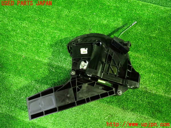 1UPJ-9236887555]ヴォクシー(ノア)(ZRR80W)ATシフトレバー 中古_2