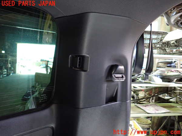 1UPJ-9236887675]ヴォクシー(ノア)(ZRR80W)右リアピラートリム 中古_3