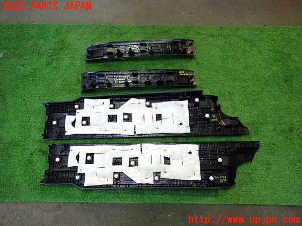 1UPJ-9236887740]ヴォクシー(ノア)(ZRR80W)スカッフプレート 中古_2