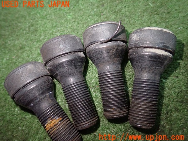 3UPJ=9236890968]BMW ミニ(MINI)ジョンクーパーワークス クラブマン(JZJCWM F55)純正 36132453960 ホイールロックボルト M14×P1.25 中古_4