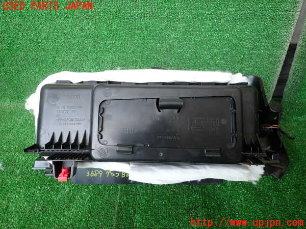 1UPJ-9236897516]BMW ミニ(MINI)ジョンクーパーワークス(JCW) クラブマン F54(JZJCWM)グローブボックス1 中古_3