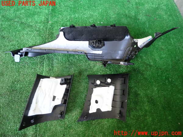 1UPJ-9236897675]BMW ミニ(MINI)ジョンクーパーワークス(JCW) クラブマン F54(JZJCWM)右リアピラートリム 中古_2