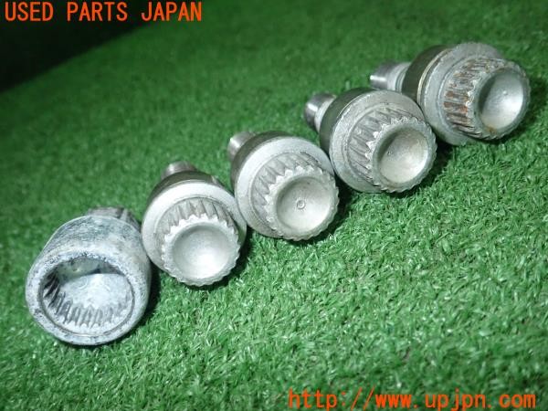 3UPJ=9236900968]ポルシェ ボクスター(987MA120)純正 M14×P1.5 ホイールロックボルト 中古_3