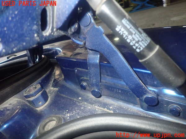 1UPJ-9236901513]ポルシェ・ボクスター(987MA120)トランクヒンジ1 中古_2