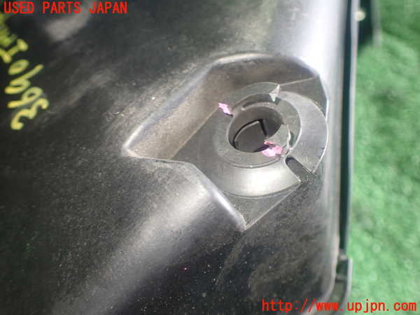 1UPJ-9236902560]ポルシェ・ボクスター(987MA120)エアクリーナーボックス 中古_4