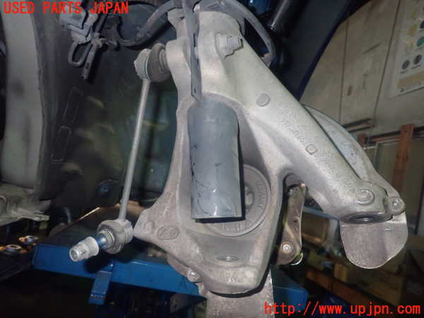 1UPJ-9236904295]ポルシェ・ボクスター(987MA120)左フロントナックルハブ 中古_2