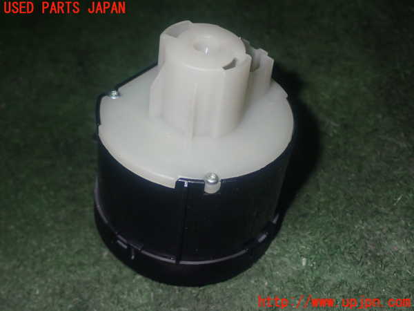 1UPJ-9236906285]ポルシェ・ボクスター(987MA120)ライトスイッチ 中古_3