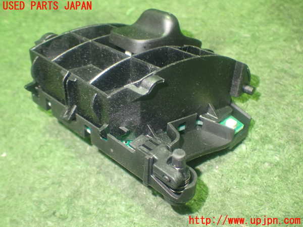 1UPJ-9236906240]ポルシェ・ボクスター(987MA120)右パワーウィンドウスイッチ 中古_2