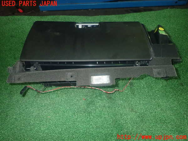 1UPJ-9236907516]ポルシェ・ボクスター(987MA120)グローブボックス1 中古_2